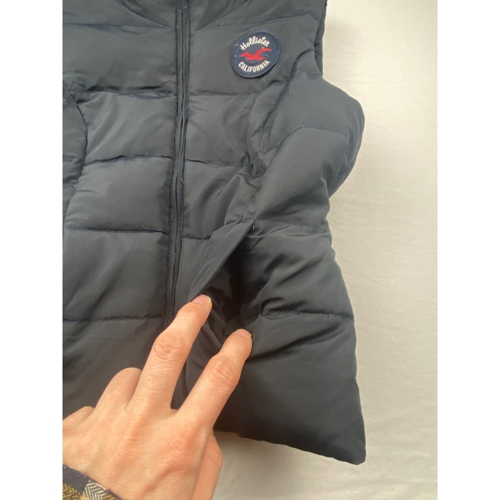 Hollister navy Sherpa Lined Puffer Vest Hooded Zip Up Size XS - Picture 2 of 9